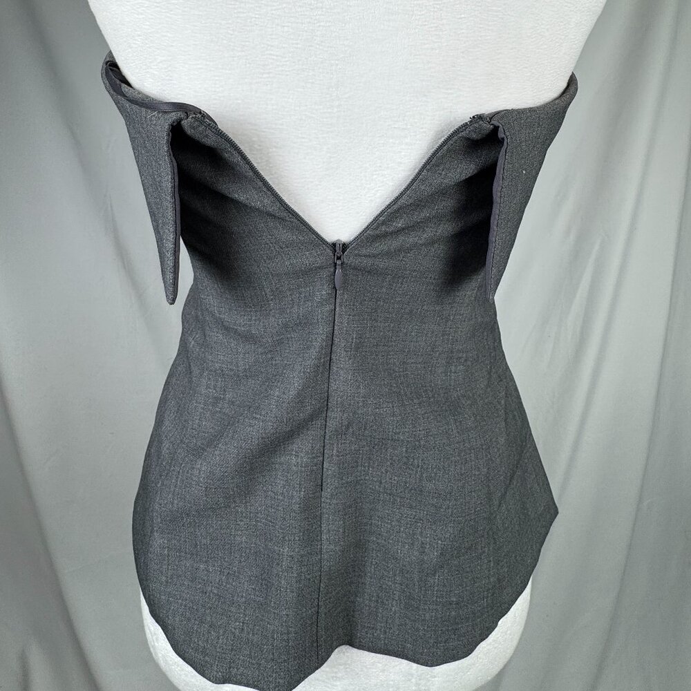 Babaton Element Tube Top - (Re)ssential Softly structured strapless blouse - Picture 9 of 13